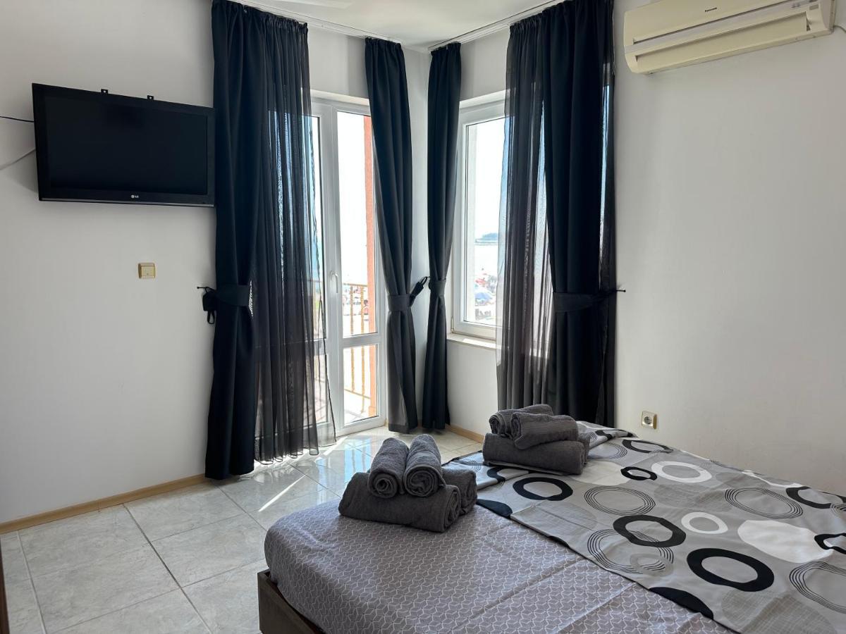 First Line On The Beach Cosy Sea Paradise Apartments Kavarna Exterior photo