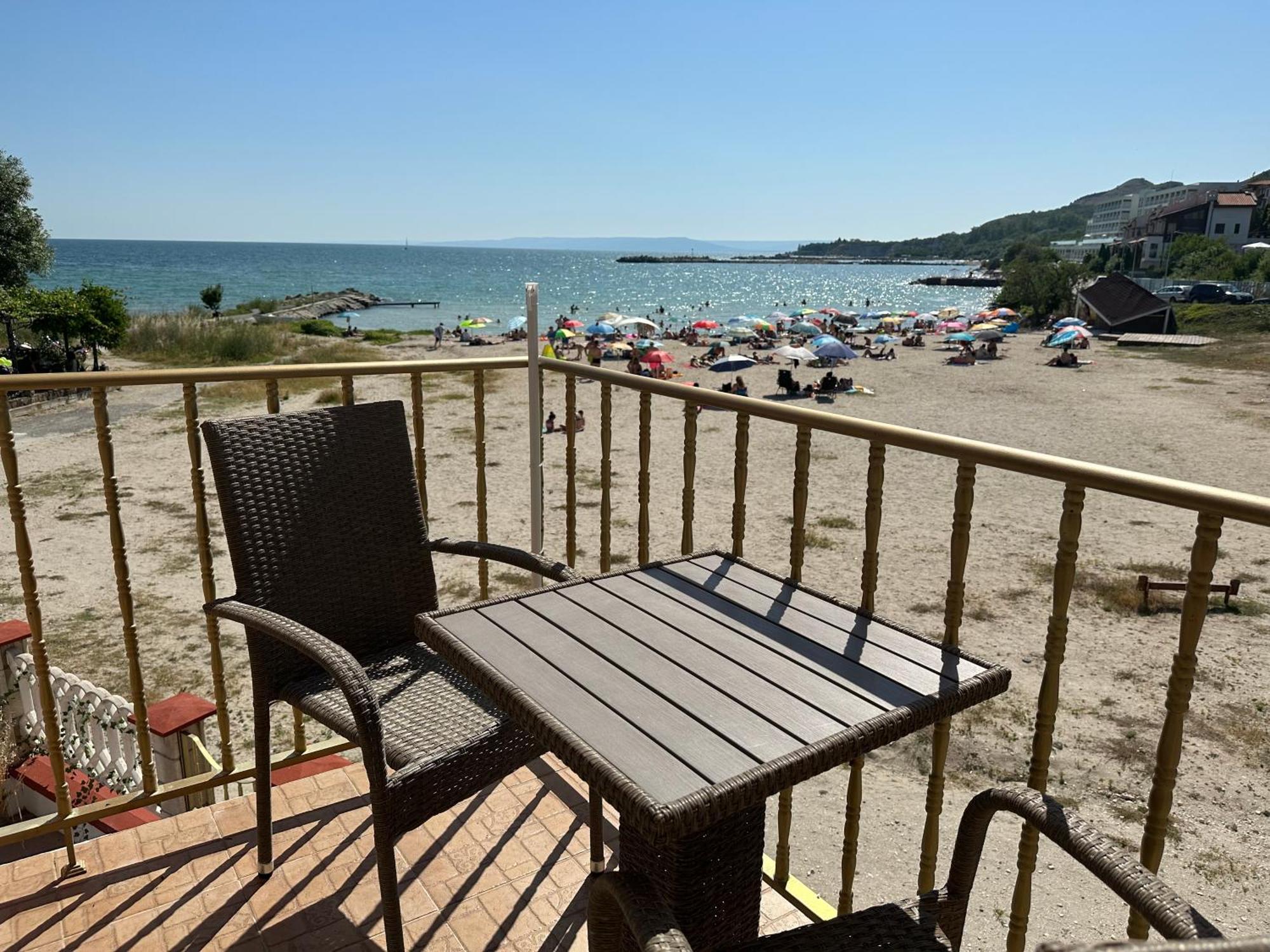 First Line On The Beach Cosy Sea Paradise Apartments Kavarna Exterior photo